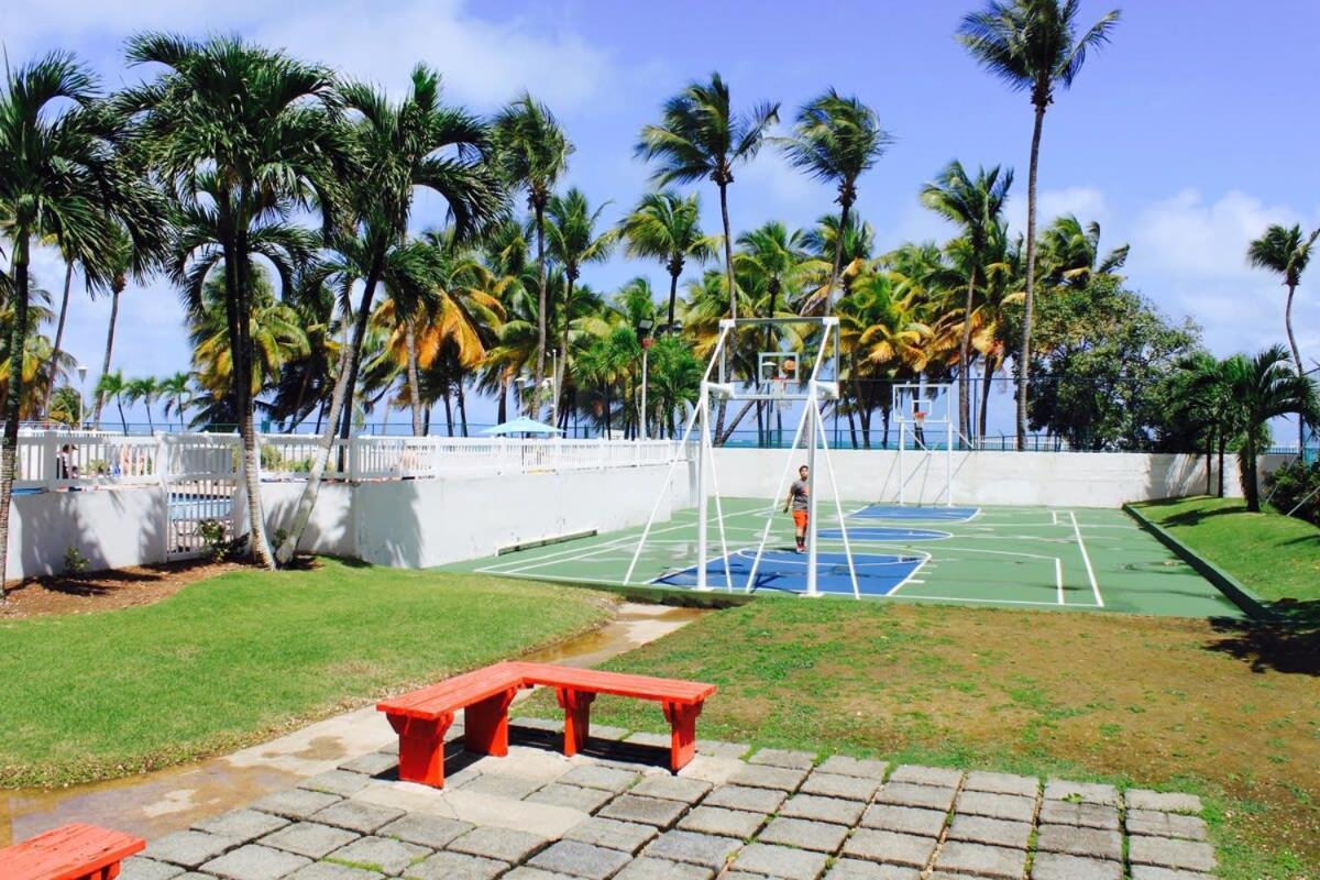 2Br Gem Ocean Front Building Isla Verde Beach Сан-Хуан Екстер'єр фото